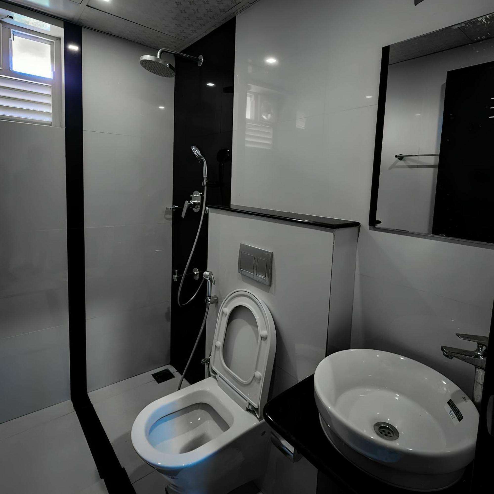Kochi Gdc - Apartment Suites المظهر الخارجي الصورة